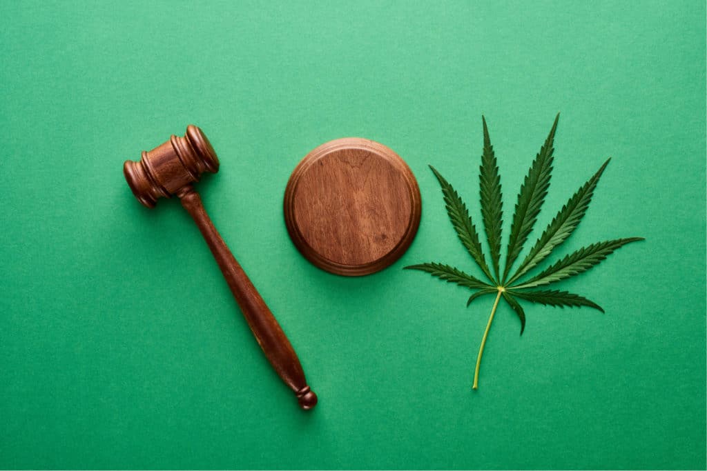 cannabis gavel leaf